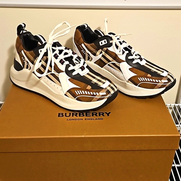 Burberry Mens Sean Vintage Check Canvas Fashion Sneakers Size 41/ 8 US - Picture 16 of 16